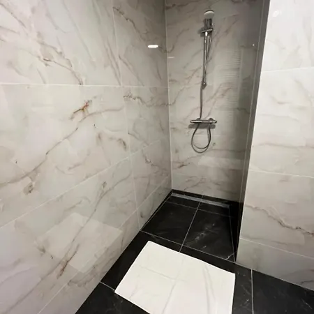 Xl Designer Newly Built Near Welness Apartamento